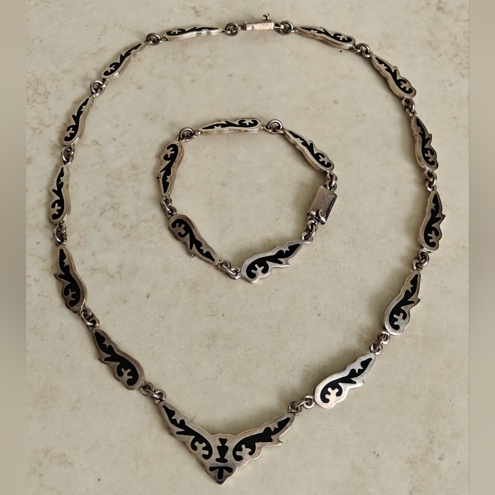 Vintage Taxco Sterling Silver And Black Onyx Inlay Jewelry Set